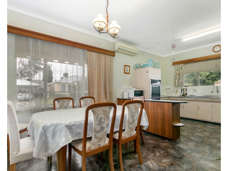 8 Snell Avenue, Hillbank SA 5112