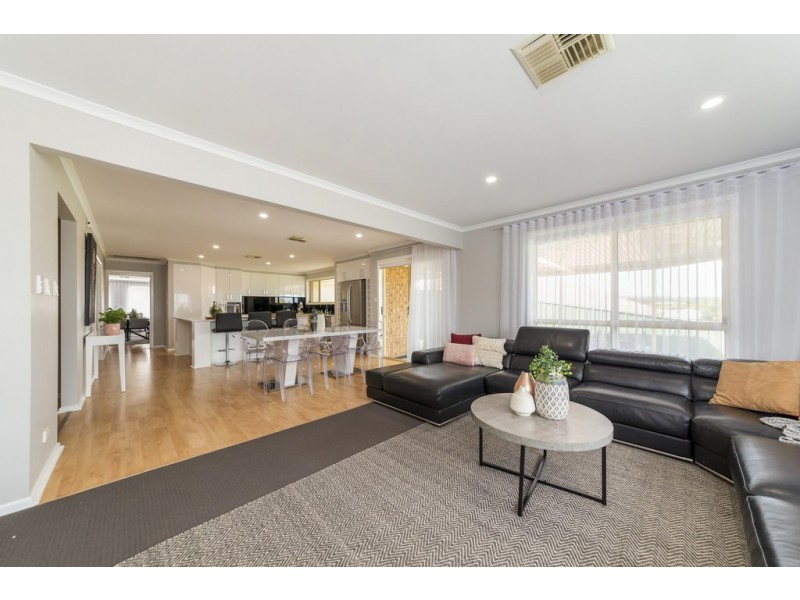 6 Denison Court, Hewett SA 5118