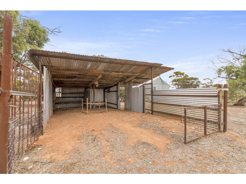 571 Plains Road, Erith SA 5461