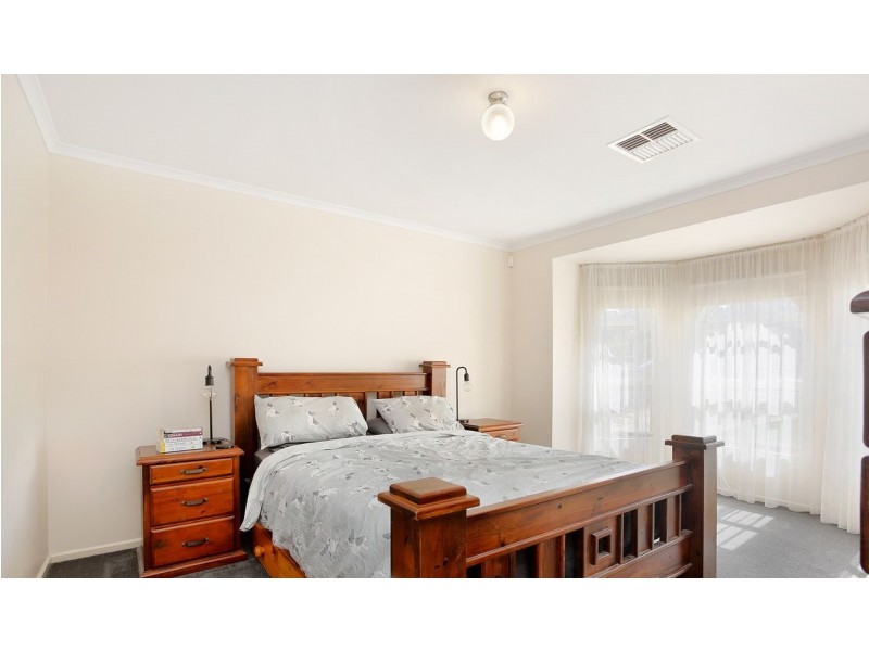 13 Carmelo Close, Gawler East SA 5118