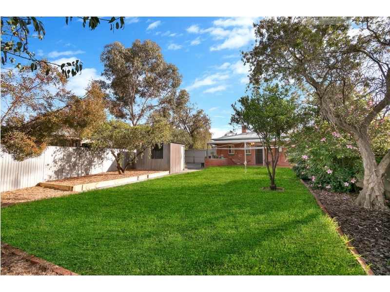 8 Longford Street, Evanston SA 5116