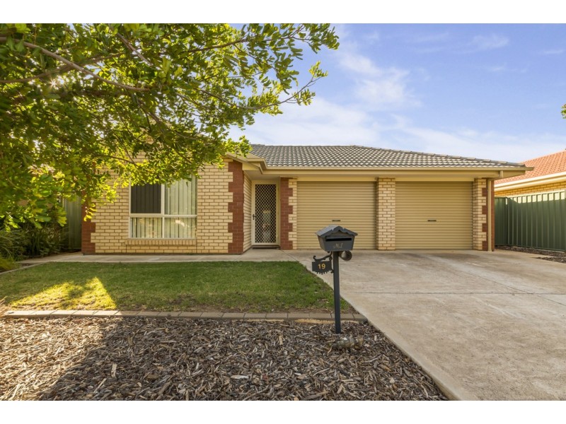 (D.H.A) Defence Housing Australia, Evanston Gardens SA 5116