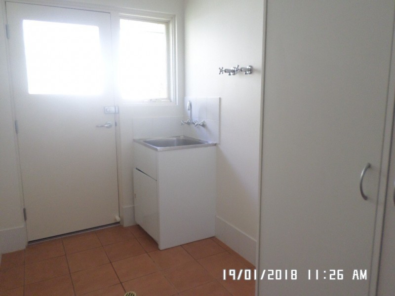 (D.H.A) Defence Housing Australia, Evanston Gardens SA 5116