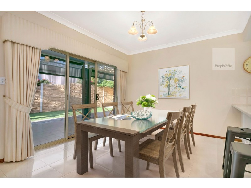 8 Thompson Circuit, Evanston Park SA 5116