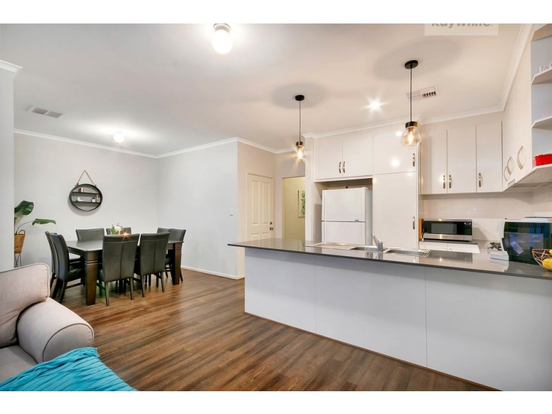 8 Lawes Terrace, Reid SA 5118