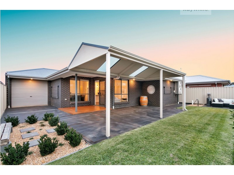 8 Lawes Terrace, Reid SA 5118