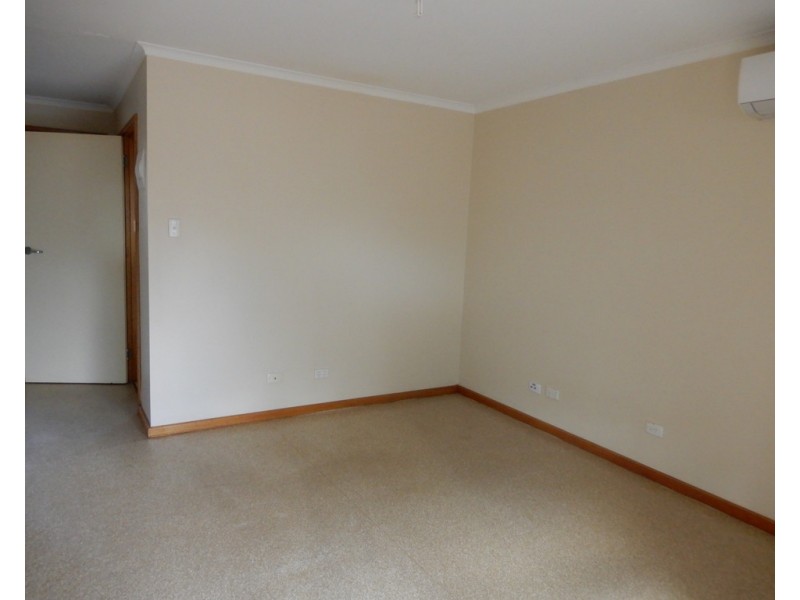 Unit 10/2 Dahlmyra Avenue, Hamley Bridge SA 5401