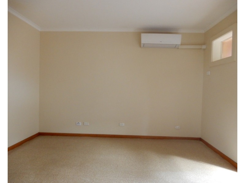 Unit 10/2 Dahlmyra Avenue, Hamley Bridge SA 5401