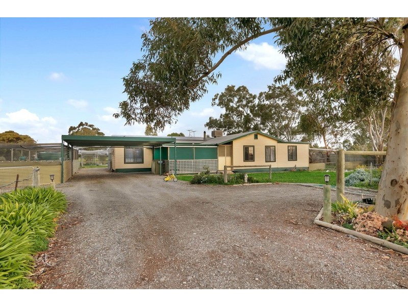 38 Artesian Road West, Two Wells SA 5501