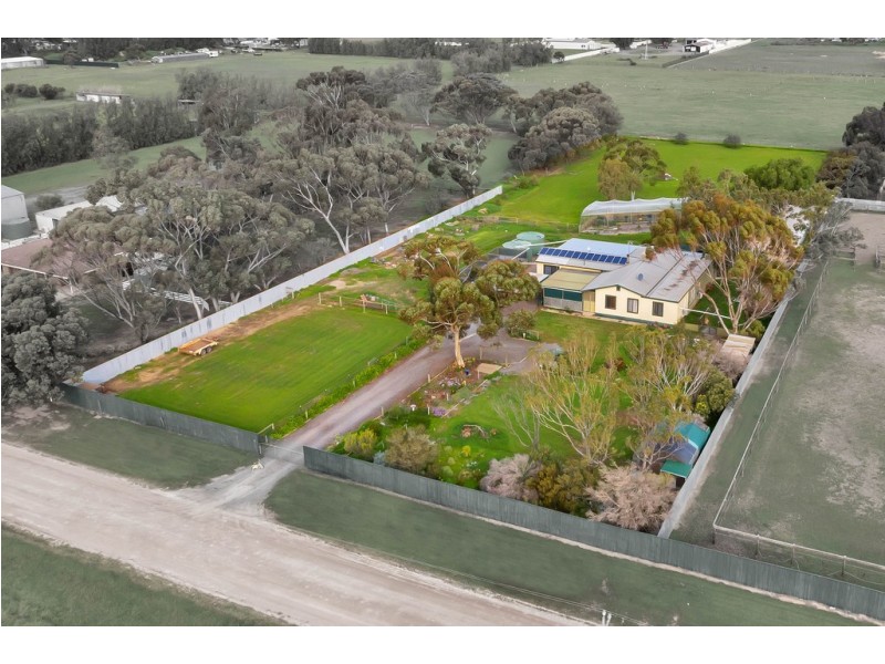 38 Artesian Road West, Two Wells SA 5501