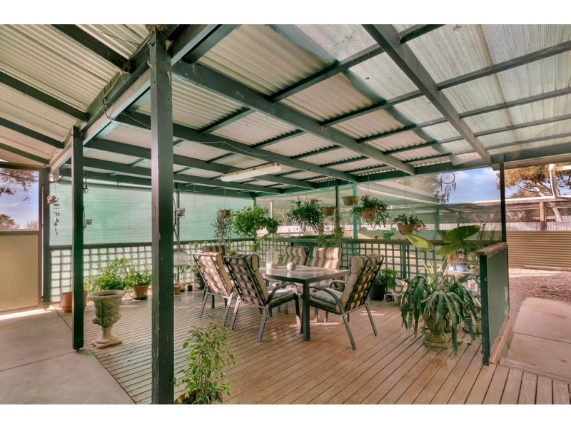 38 Artesian Road West, Two Wells SA 5501
