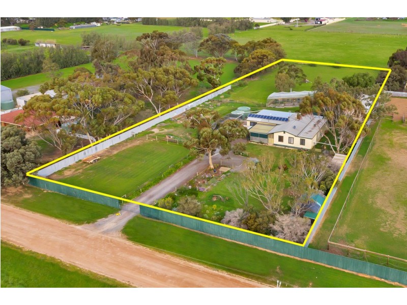 38 Artesian Road West, Two Wells SA 5501