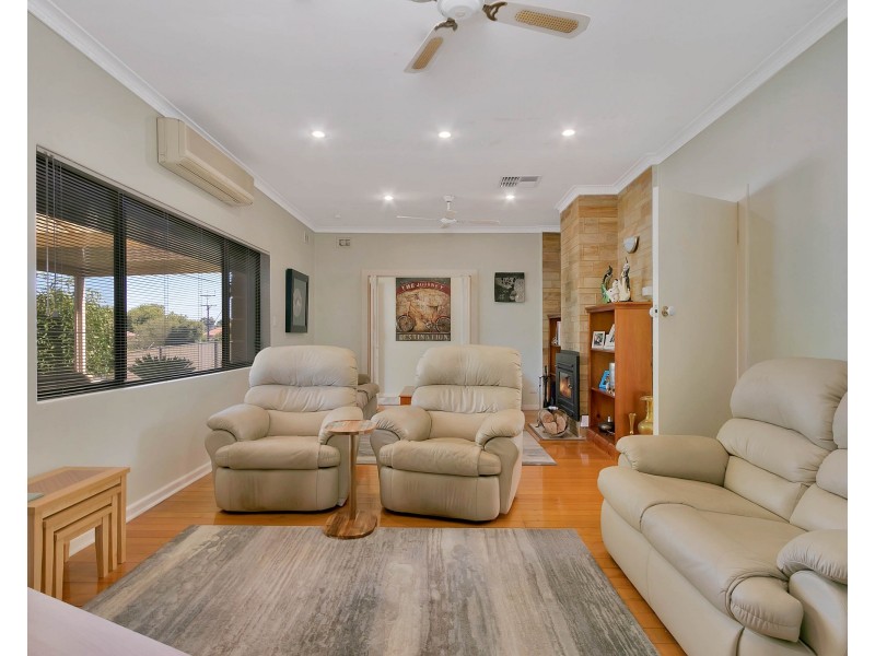 6 High Street, Willaston SA 5118