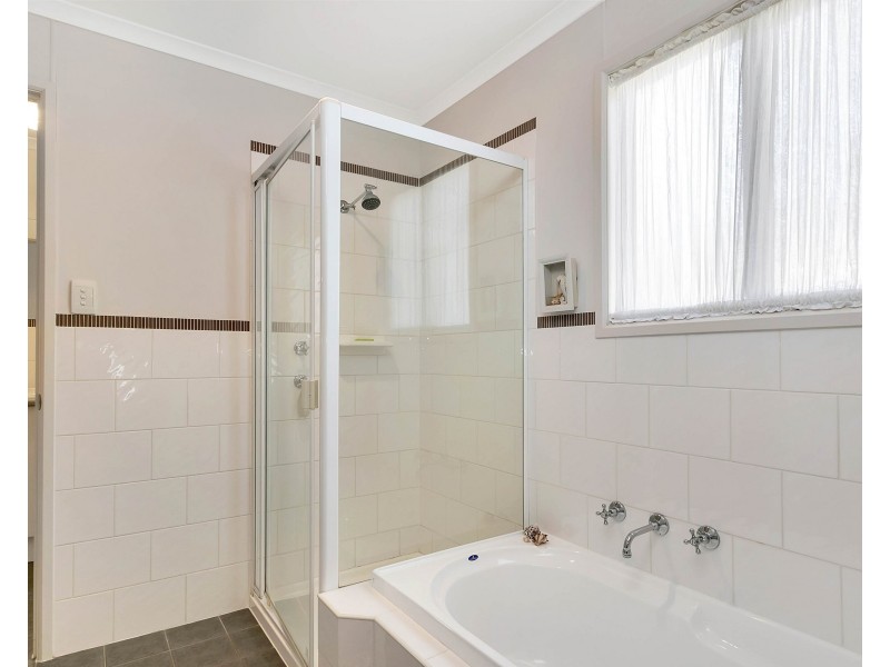 16 Warner Court, Sandy Creek SA 5350