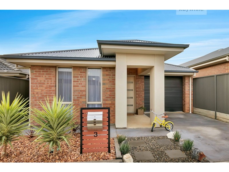 3 Blue Lake Drive, Blakeview SA 5114