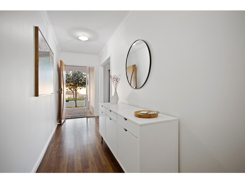 9 Sears Road, Evanston Gardens SA 5116