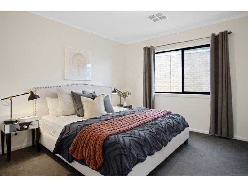 9 Sears Road, Evanston Gardens SA 5116