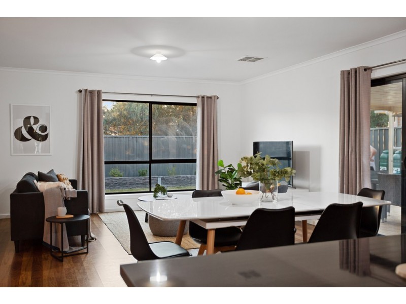 9 Sears Road, Evanston Gardens SA 5116