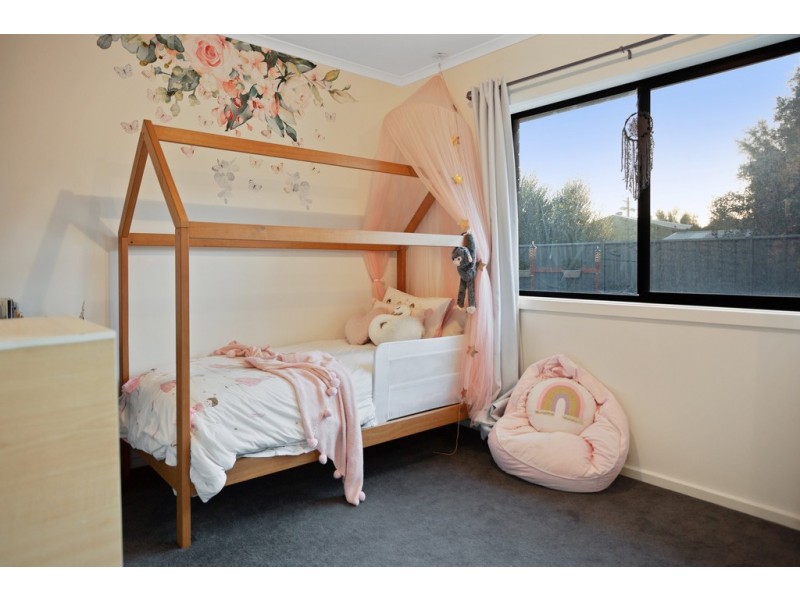 9 Sears Road, Evanston Gardens SA 5116