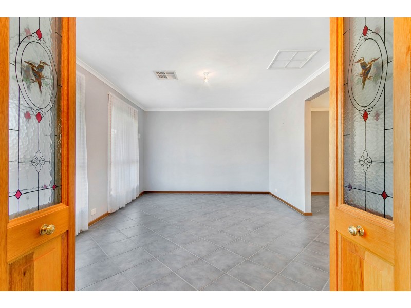 10 Hutchins Street, Gawler East SA 5118