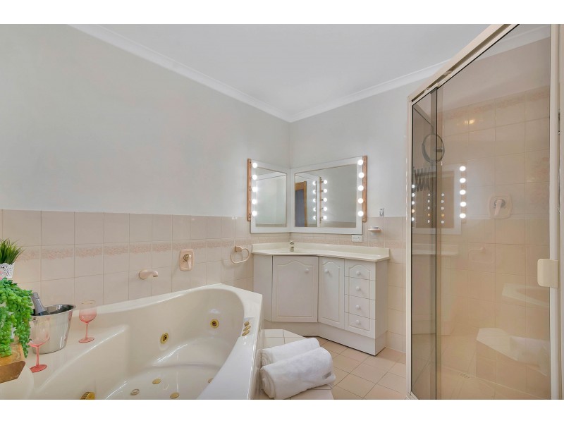 11 Dawkins Avenue, Willaston SA 5118