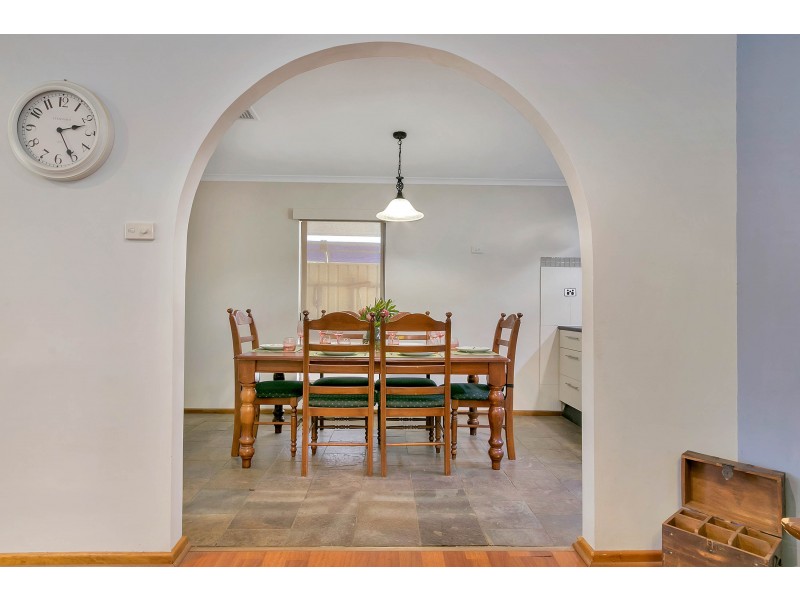 11 Dawkins Avenue, Willaston SA 5118