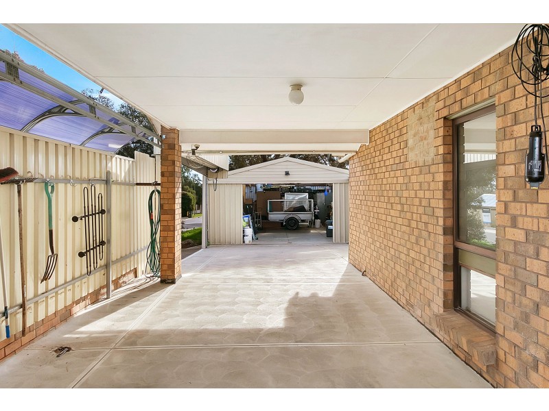 11 Dawkins Avenue, Willaston SA 5118