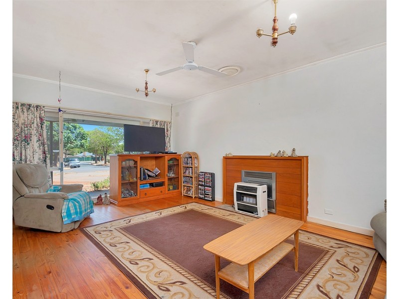 1 Argent Street, Elizabeth Grove SA 5112