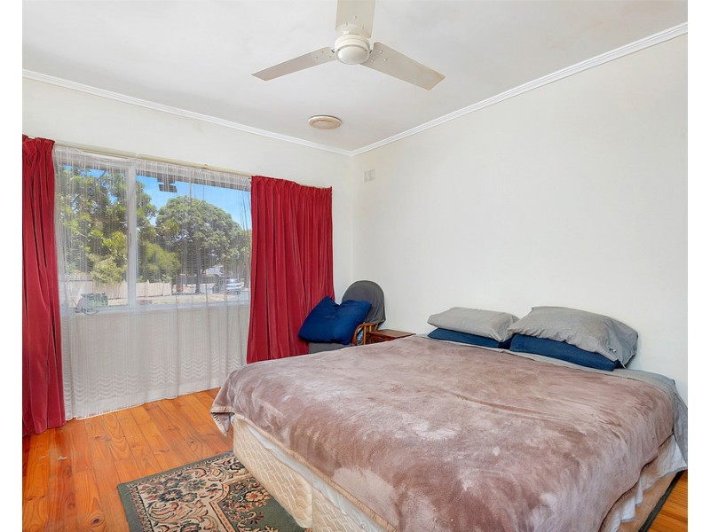 1 Argent Street, Elizabeth Grove SA 5112