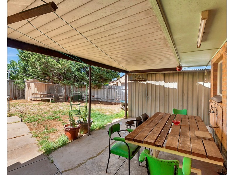 1 Argent Street, Elizabeth Grove SA 5112