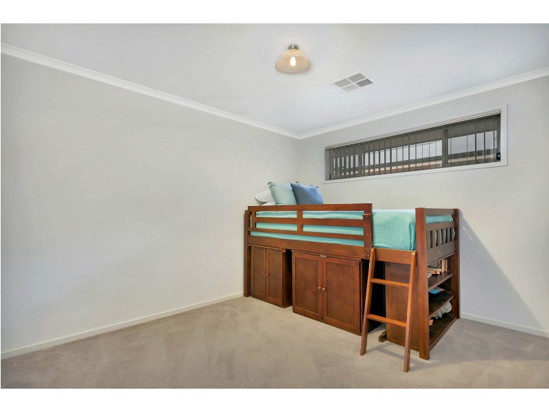 9 Wilson Court, Reid SA 5118