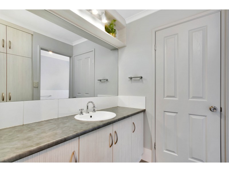 9 Wilson Court, Reid SA 5118