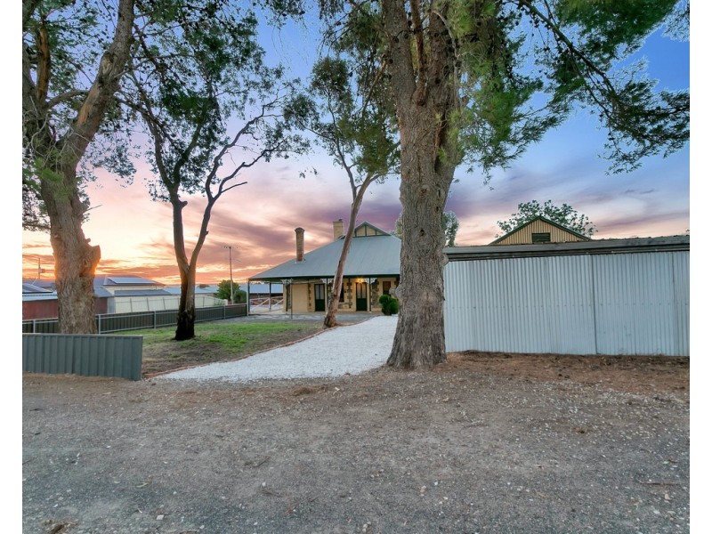 8 Oldham Street, Kapunda SA 5373