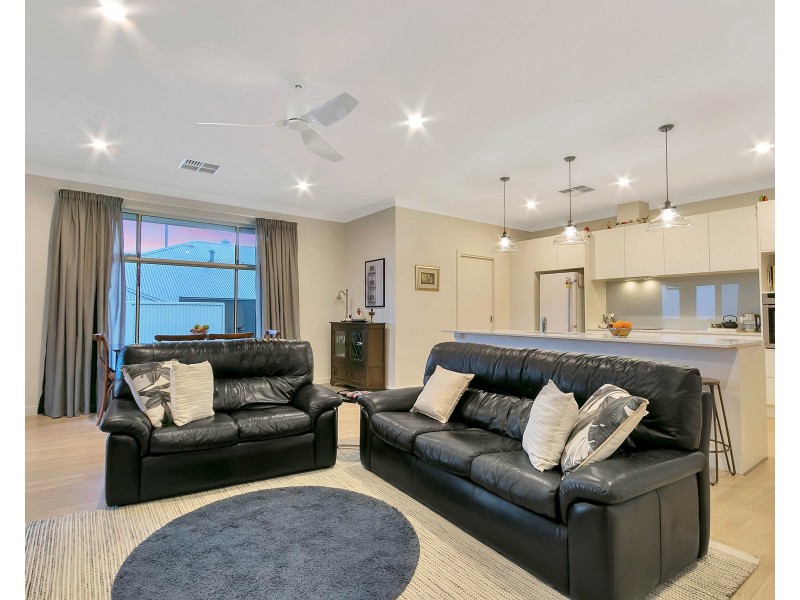 25 Filsell Terrace, Gawler South SA 5118