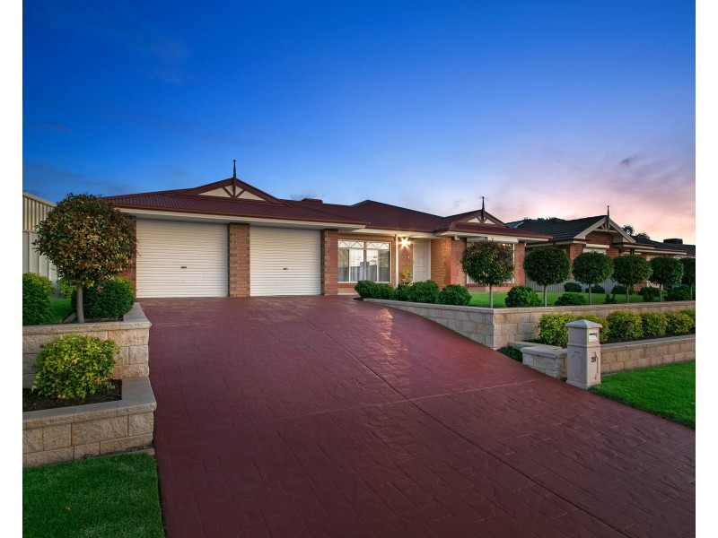 28 Camelot Drive, Blakeview SA 5114