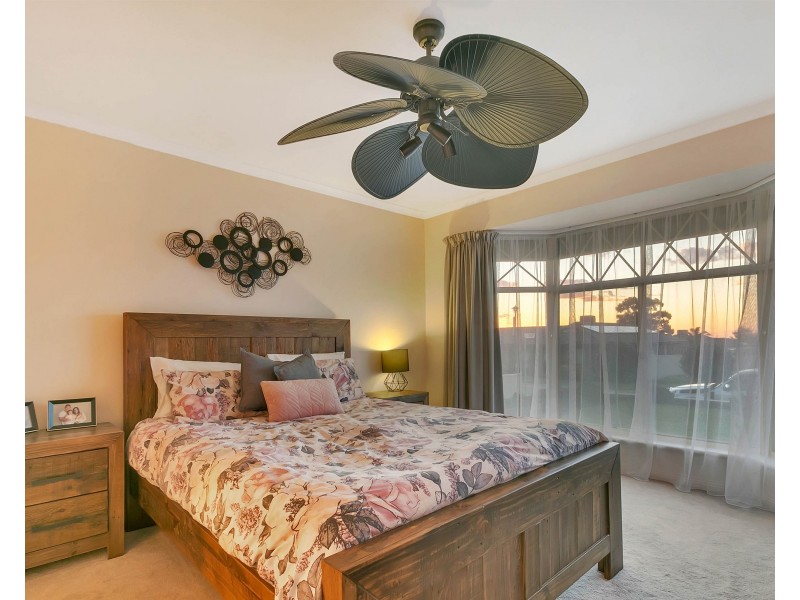 28 Camelot Drive, Blakeview SA 5114