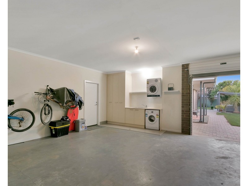 106 Kingfisher Drive, Hewett SA 5118