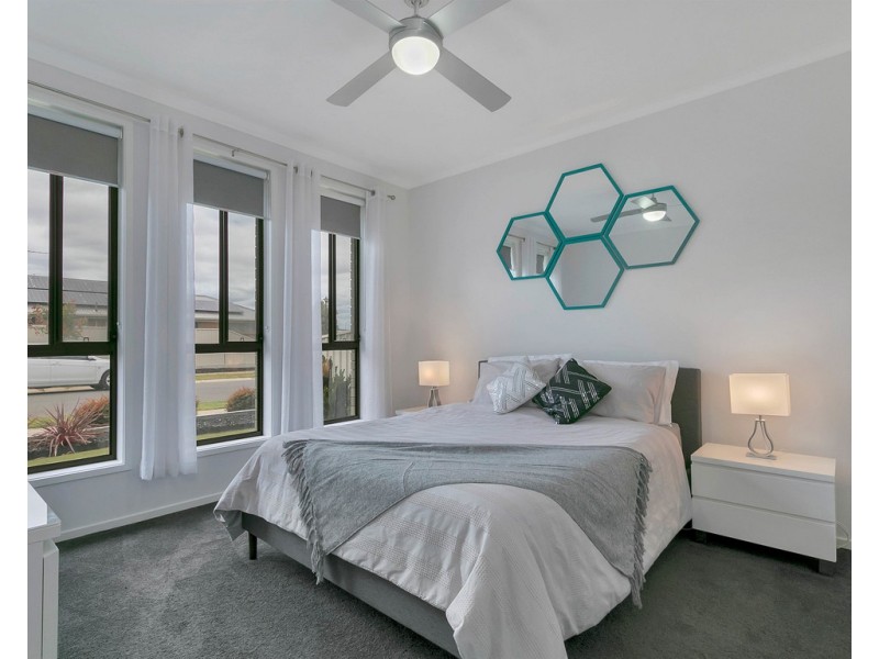 17 Spring Street, Munno Para West SA 5115