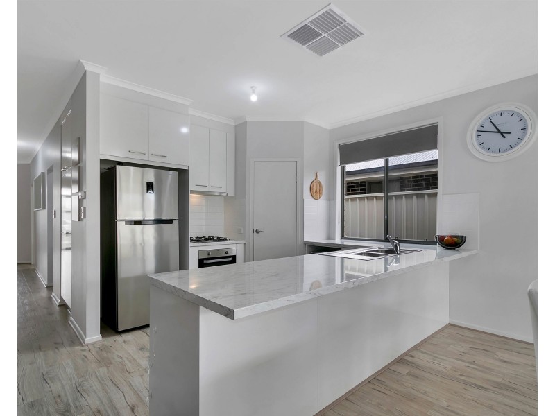 17 Spring Street, Munno Para West SA 5115