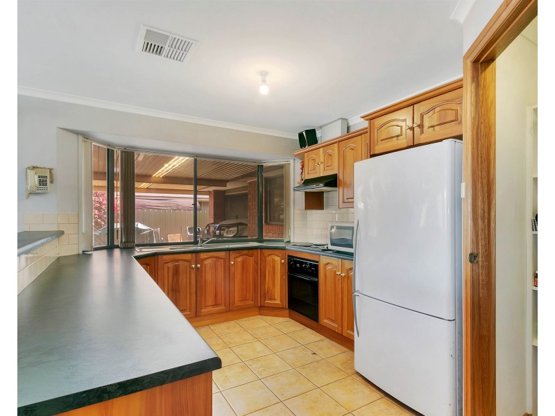 14 Addis Street, Evanston Park SA 5116