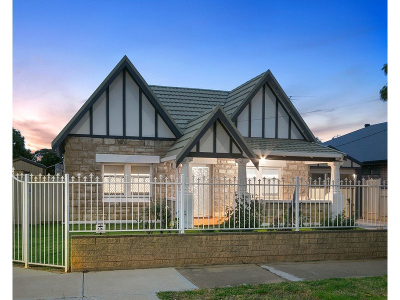 63 Oval Avenue, Woodville South SA 5011