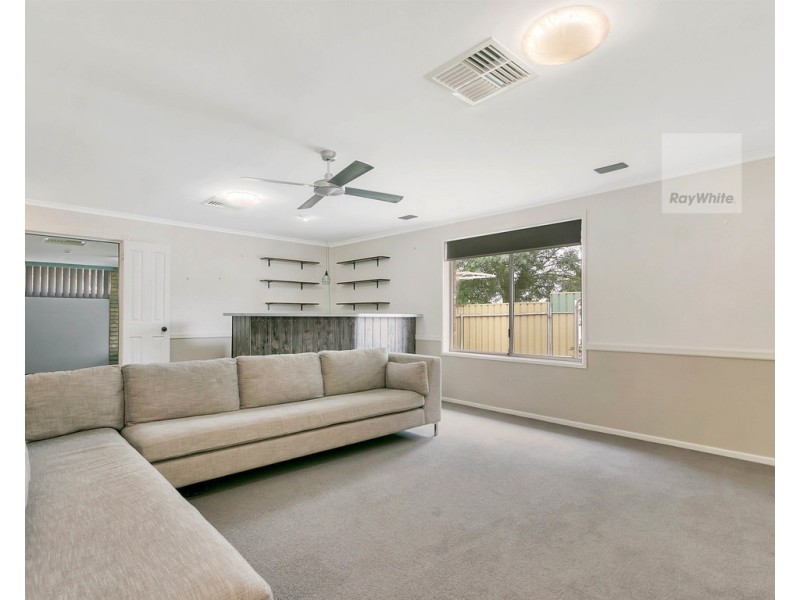 6 St Ives Court, Blakeview SA 5114