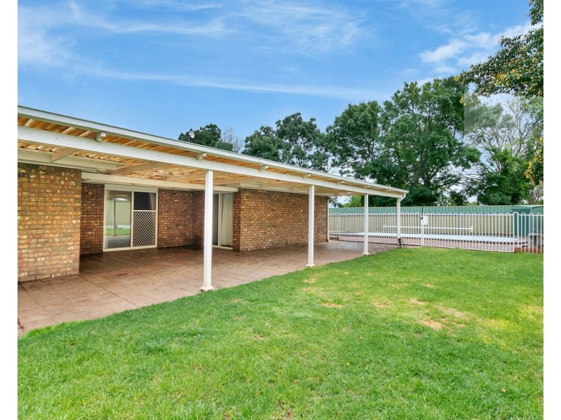 6 St Ives Court, Blakeview SA 5114