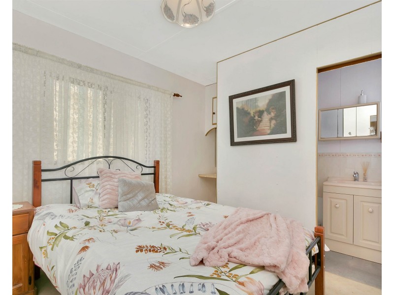 55 Fourth Avenue, Hillier SA 5116