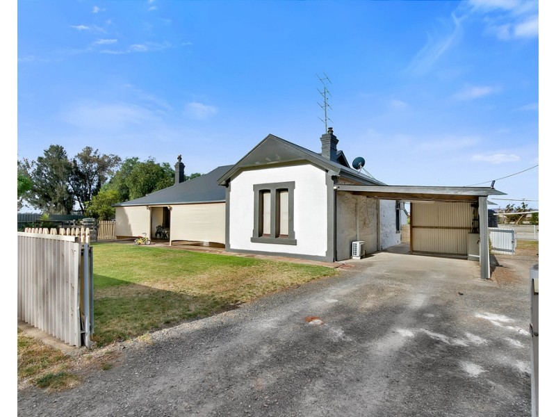 1020 Old Main Road South, Riverton SA 5412