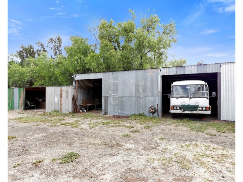 1020 Old Main Road South, Riverton SA 5412