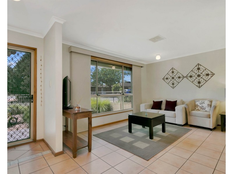 12 Rau Avenue, Evanston SA 5116