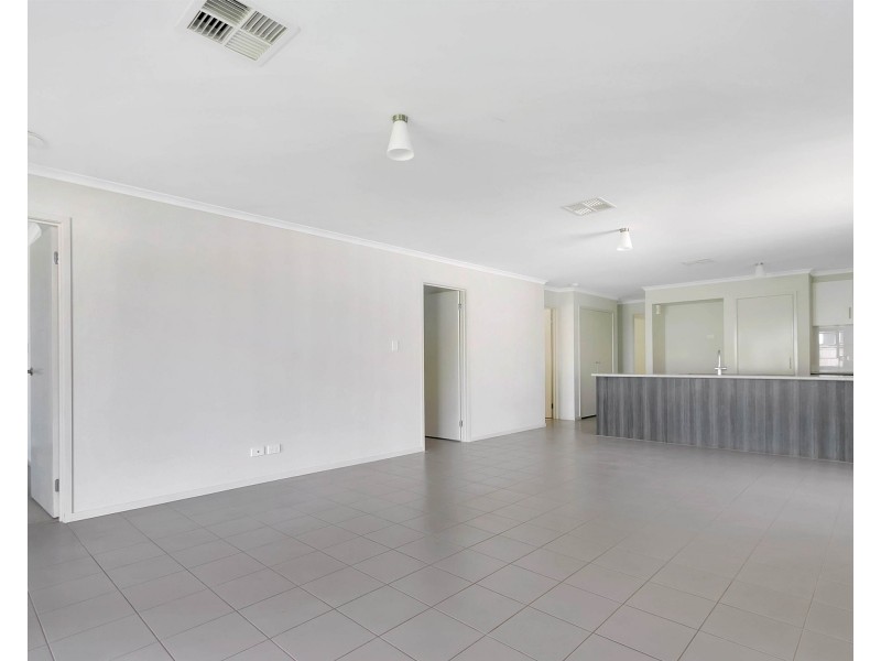 (D.H.A) Defence Housing Australia, Munno Para West SA 5115