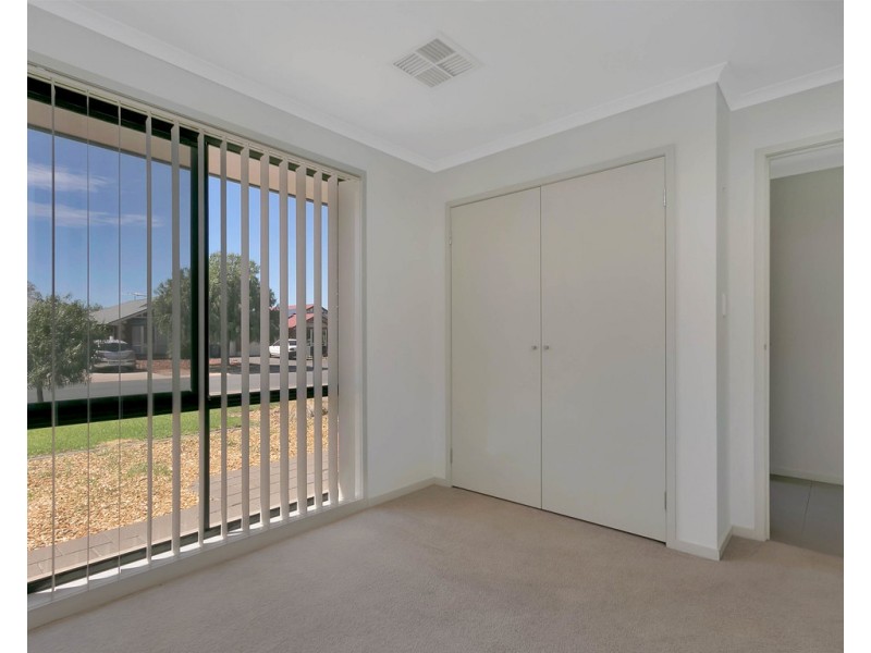 (D.H.A) Defence Housing Australia, Munno Para West SA 5115