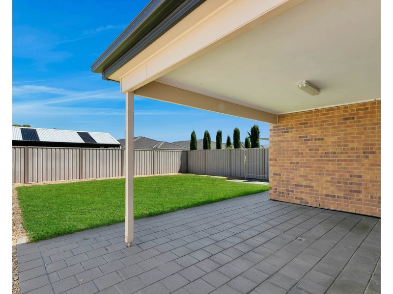 (D.H.A) Defence Housing Australia, Munno Para West SA 5115